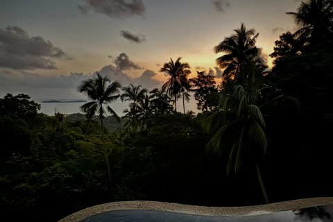 Chalet de 3 dormitorios en Ko Samui, Tailandia № 154730 - foto 24