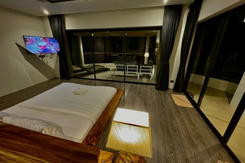 Chalet de 3 dormitorios en Ko Samui, Tailandia № 154730 - foto 17