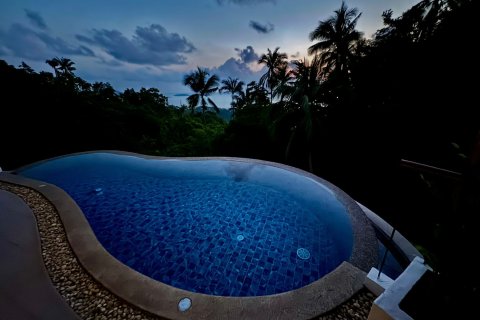Chalet de 3 dormitorios en Ko Samui, Tailandia № 154730 - foto 23