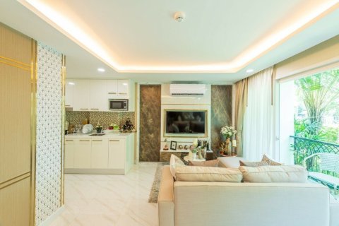 Condo in Pattaya, Thailand, 2 bedrooms № 171242 - photo 11