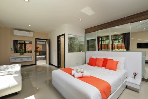 Eigentumswohnung in Phuket, Thailand, 2 Schlafzimmer  № 154720 - Foto 10