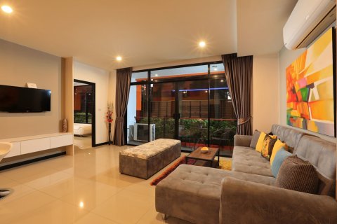 Eigentumswohnung in Phuket, Thailand, 2 Schlafzimmer  № 154720 - Foto 7