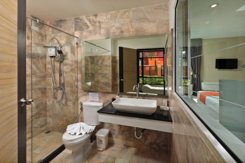 Eigentumswohnung in Phuket, Thailand, 2 Schlafzimmer  № 154720 - Foto 17