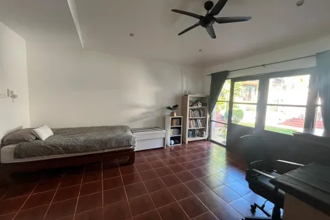 Villa in Kathu, Thailand 4 Schlafzimmer № 154721 - Foto 14
