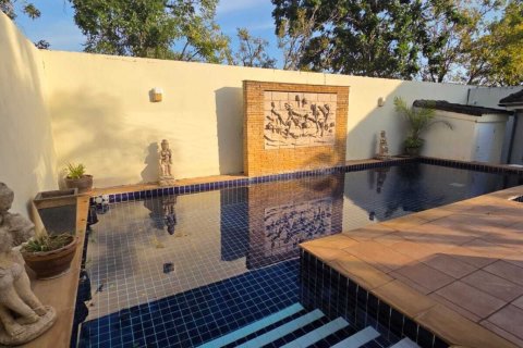 Villa in Kathu, Thailand 4 Schlafzimmer № 154721 - Foto 3
