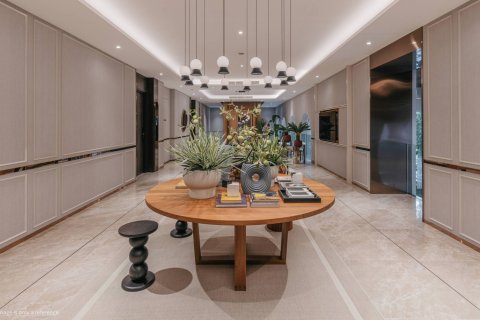 Ático de 3 dormitorios en Bangkok, Tailandia № 180657 - foto 12