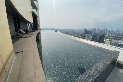 Ático de 3 dormitorios en Bangkok, Tailandia № 180654 - foto 22