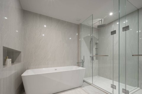 Condominio de 2 dormitorios en Bangkok, Tailandia № 180589 - foto 20