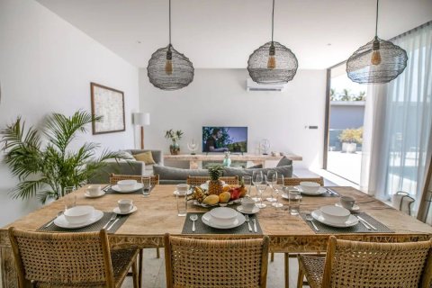 Casa de 18 dormitorios en Ko Samui, Tailandia № 180587 - foto 14