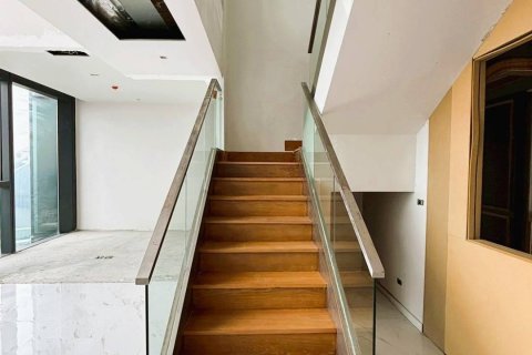 Ático de 5 dormitorios en Bangkok, Tailandia № 180584 - foto 19