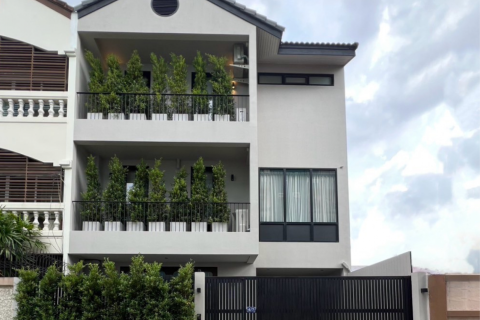 Casa de 4 dormitorios en Bangkok, Tailandia № 180583 - foto 18