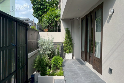 Casa de 4 dormitorios en Bangkok, Tailandia № 180583 - foto 17