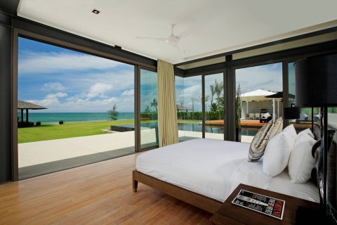 Casa de 6 dormitorios en Phang Nga, Tailandia № 180585 - foto 22
