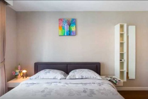 Eigentumswohnung in Bangkok, Thailand, 2 Schlafzimmer  № 143871 - Foto 2