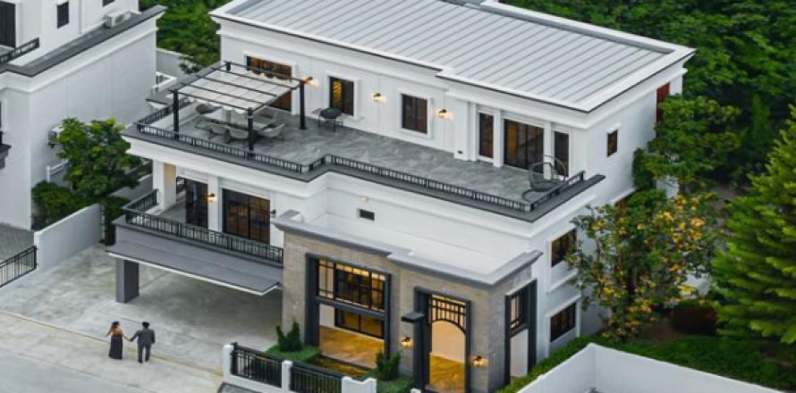 Casa de 5 dormitorios en Lat Phrao, Bangkok, Tailandia № 203033
