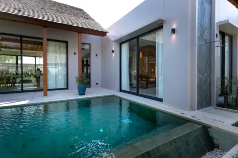 Chalet de 3 dormitorios en Phuket, Tailandia № 176708 - foto 20
