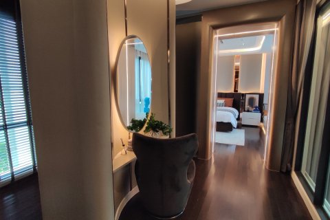 Chalet de 4 dormitorios en Bangkok, Tailandia № 165403 - foto 12