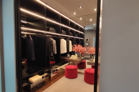 Chalet de 5 dormitorios en Bangkok, Tailandia № 165402 - foto 7