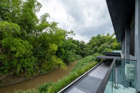 Casa de 7 dormitorios en Chiang Mai, Tailandia № 159999 - foto 2