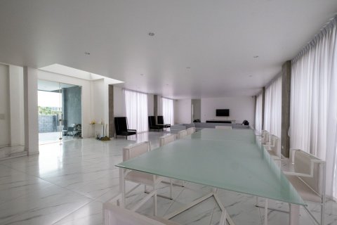 Casa de 7 dormitorios en Chiang Mai, Tailandia № 159999 - foto 7
