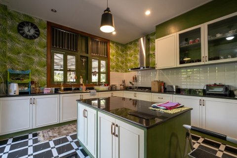 Casa de 3 dormitorios en Chiang Mai, Tailandia № 159995 - foto 9