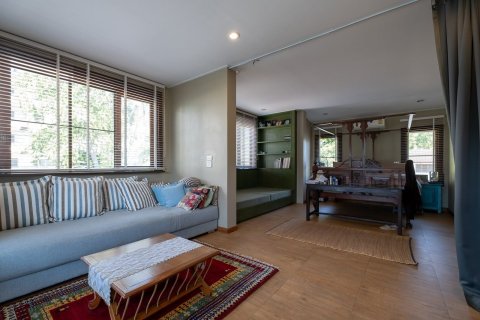 Casa de 3 dormitorios en Chiang Mai, Tailandia № 159995 - foto 17