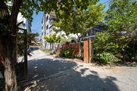 Casa de 3 dormitorios en Chiang Mai, Tailandia № 159995 - foto 2