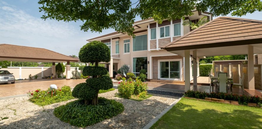 Chalet de 4 dormitorios en Chiang Mai, Tailandia № 160001