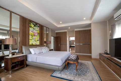 Chalet de 4 dormitorios en Chiang Mai, Tailandia № 160001 - foto 13