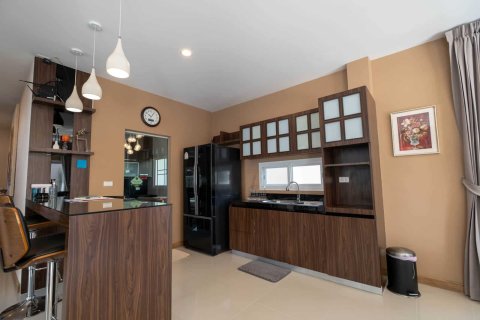 Chalet de 4 dormitorios en Chiang Mai, Tailandia № 160001 - foto 10