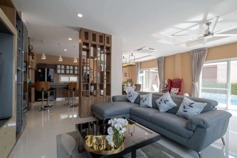 Chalet de 4 dormitorios en Chiang Mai, Tailandia № 160001 - foto 6