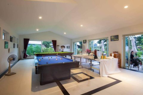 Chalet de 6 dormitorios en Chiang Mai, Tailandia № 159998 - foto 11