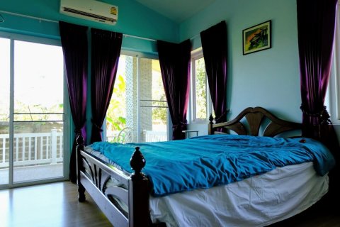 Chalet de 6 dormitorios en Chiang Mai, Tailandia № 159998 - foto 17
