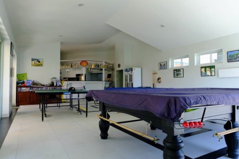 Chalet de 6 dormitorios en Chiang Mai, Tailandia № 159998 - foto 16