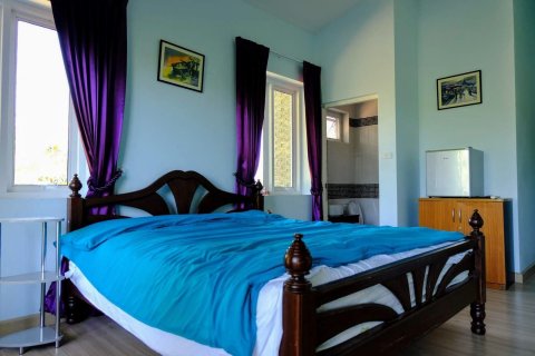 Chalet de 6 dormitorios en Chiang Mai, Tailandia № 159998 - foto 18