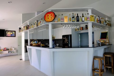 Chalet de 6 dormitorios en Chiang Mai, Tailandia № 159998 - foto 14