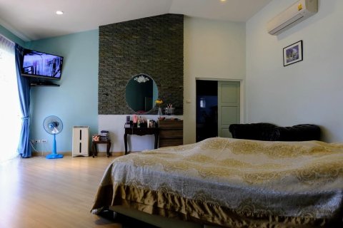 Chalet de 6 dormitorios en Chiang Mai, Tailandia № 159998 - foto 19