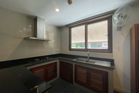 Casa de 4 dormitorios en Chiang Mai, Tailandia № 159996 - foto 12