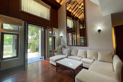 Casa de 4 dormitorios en Chiang Mai, Tailandia № 159996 - foto 2