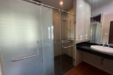 Casa de 4 dormitorios en Chiang Mai, Tailandia № 159996 - foto 23