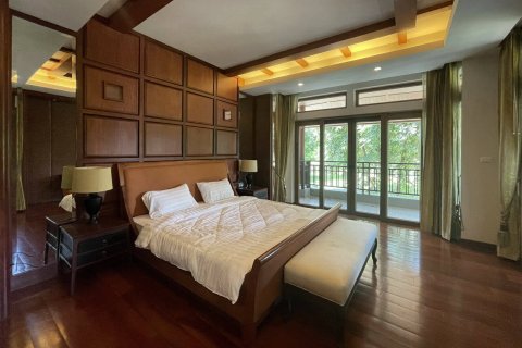 Casa de 4 dormitorios en Chiang Mai, Tailandia № 159996 - foto 18