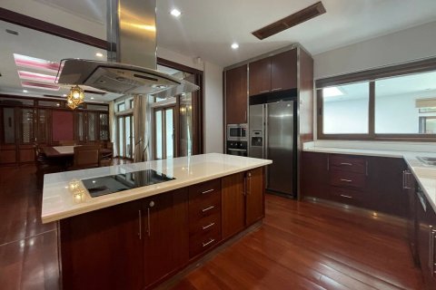 Casa de 4 dormitorios en Chiang Mai, Tailandia № 159996 - foto 11