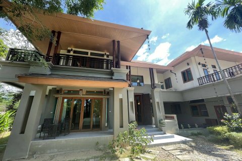 Haus in Chiang Mai, Thailand 4 Schlafzimmer № 159996