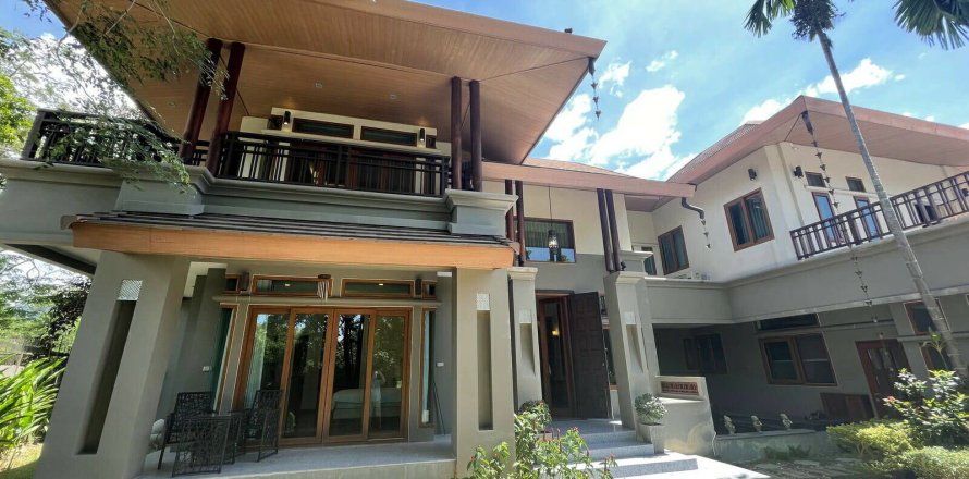 Casa de 4 dormitorios en Chiang Mai, Tailandia № 159996