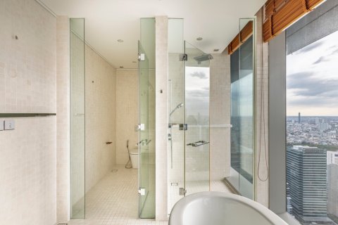 Condominio de 2 dormitorios en Sathon, Bangkok, Tailandia № 133618 - foto 24