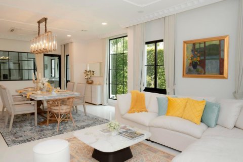 Chalet de 4 dormitorios en Bangkok, Tailandia № 133616 - foto 26
