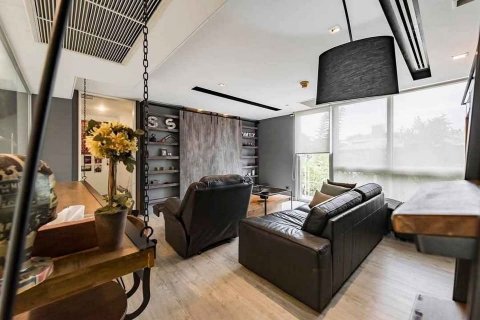 Adosado de 4 dormitorios en Sathon, Bangkok, Tailandia № 133617 - foto 4