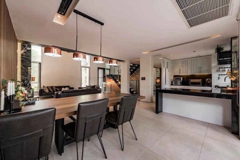 Adosado de 4 dormitorios en Sathon, Bangkok, Tailandia № 133617 - foto 5