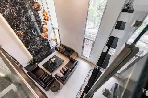 Adosado de 4 dormitorios en Sathon, Bangkok, Tailandia № 133617 - foto 3