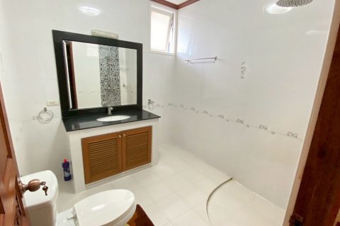 Haus in Pattaya, Thailand 4 Schlafzimmer № 133614 - Foto 26